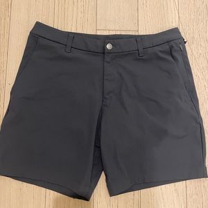 Black Lululemon Commission Shorts - 33x30
